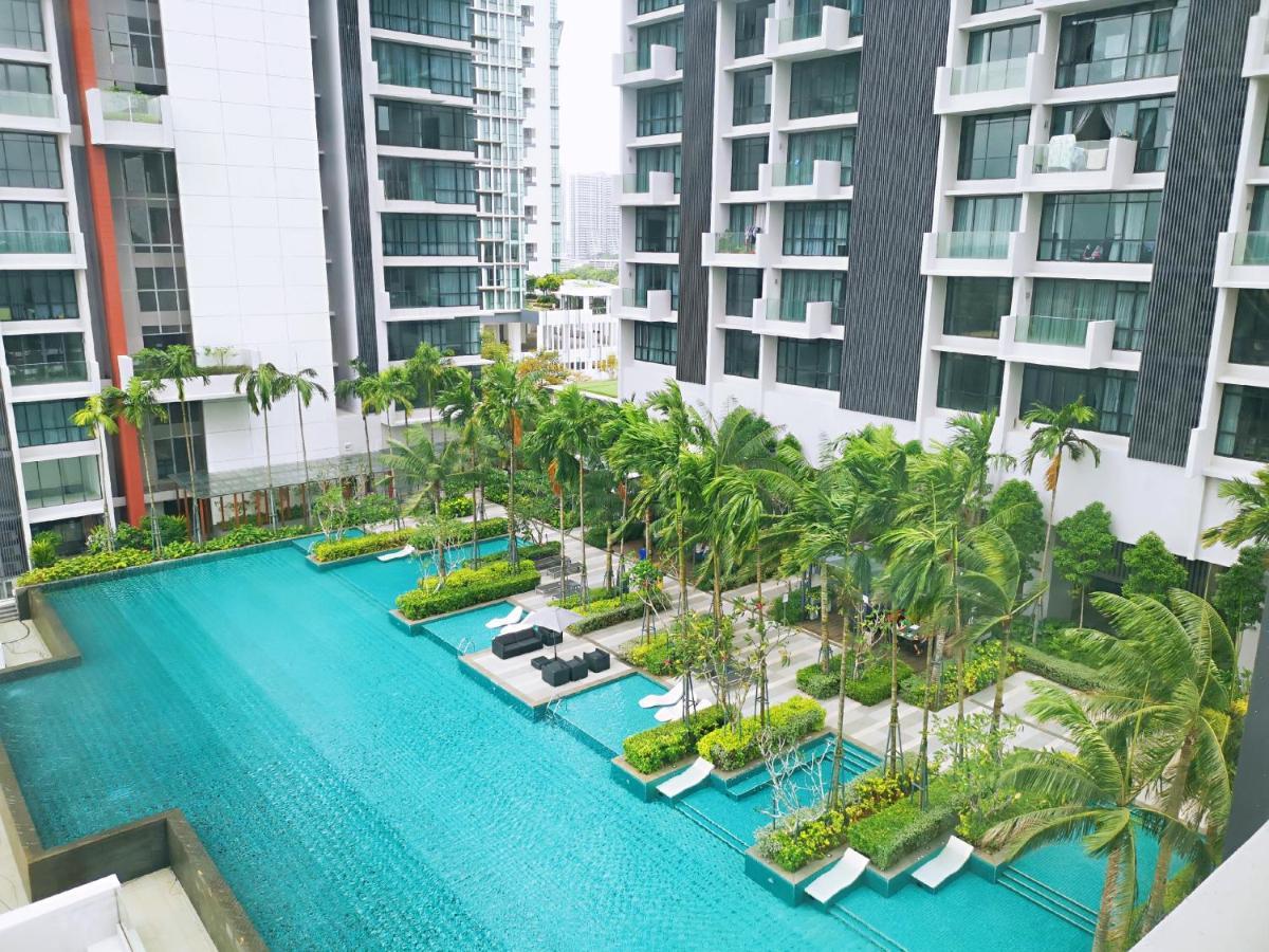 Grand Medini Suites By Rr Jbcity Nusajaya  Εξωτερικό φωτογραφία